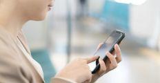 外出先でもサクサク応対！最新スマホ連動インターホンで来客チェック